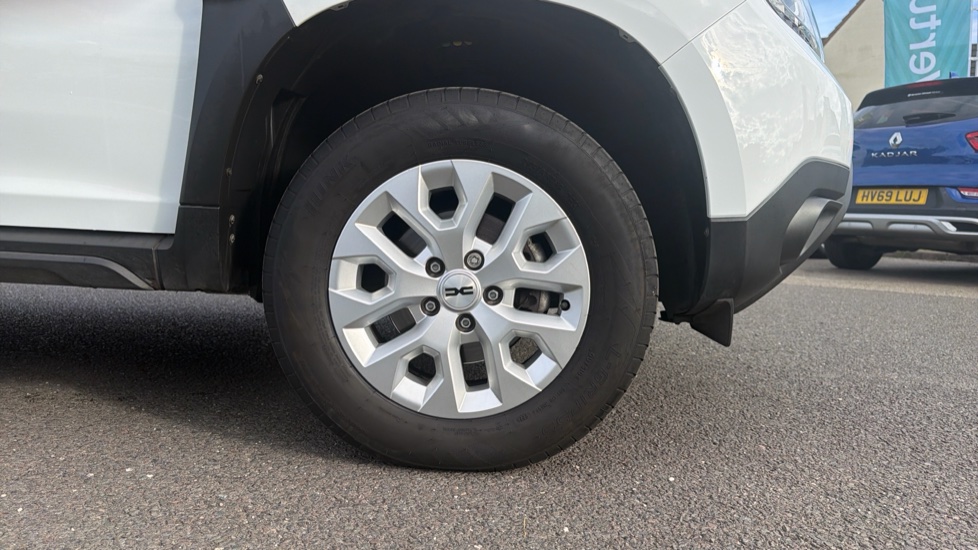Dacia Duster 1.0 TCe 90 Expression 5dr Petrol Estate - Image 7