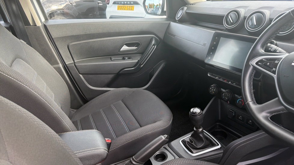 Dacia Duster 1.0 TCe 90 Expression 5dr Petrol Estate - Image 14