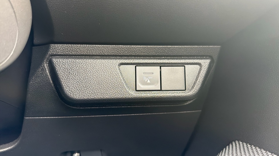 Dacia Sandero 1.0 Tce Expression 5dr Petrol Hatchback - Image 22