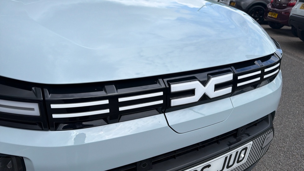 Dacia Spring 24kWh Extreme 100 75kW 5dr Auto Electric Hatchback - Image 8
