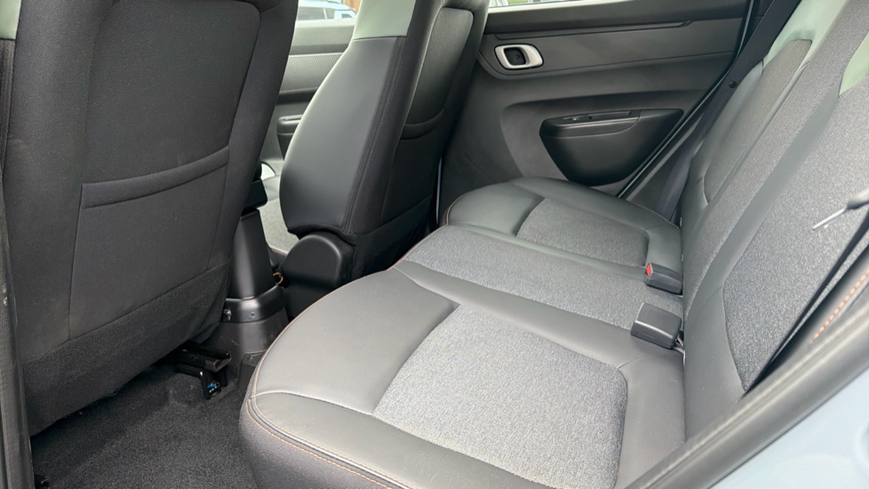 Dacia Spring 24kWh Extreme 100 75kW 5dr Auto Electric Hatchback - Image 16