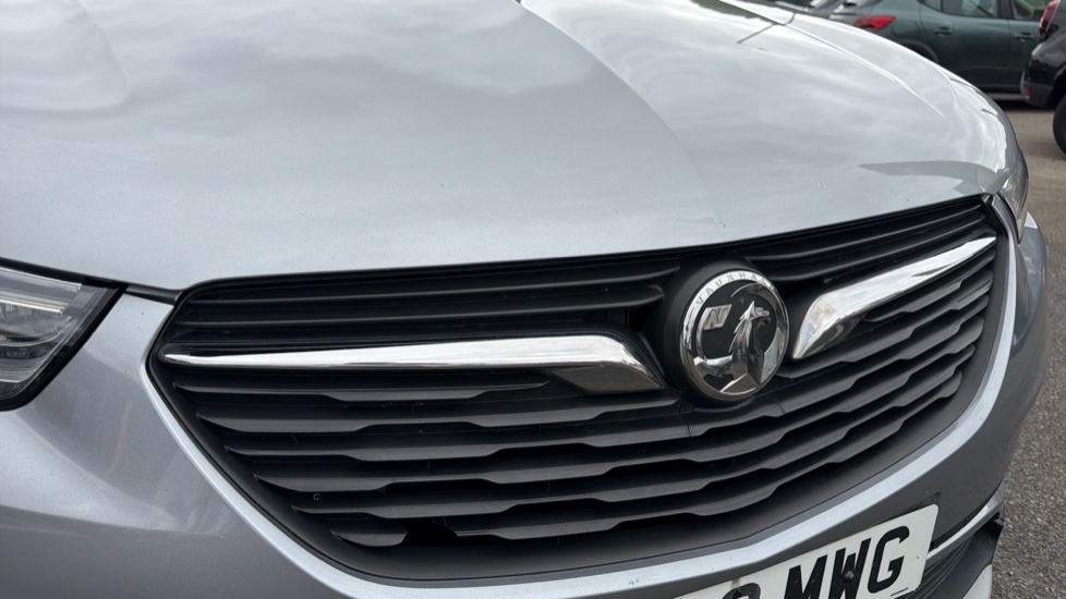 Vauxhall Grandland X 1.2 Turbo Elite Nav 5dr Petrol Hatchback - Image 8
