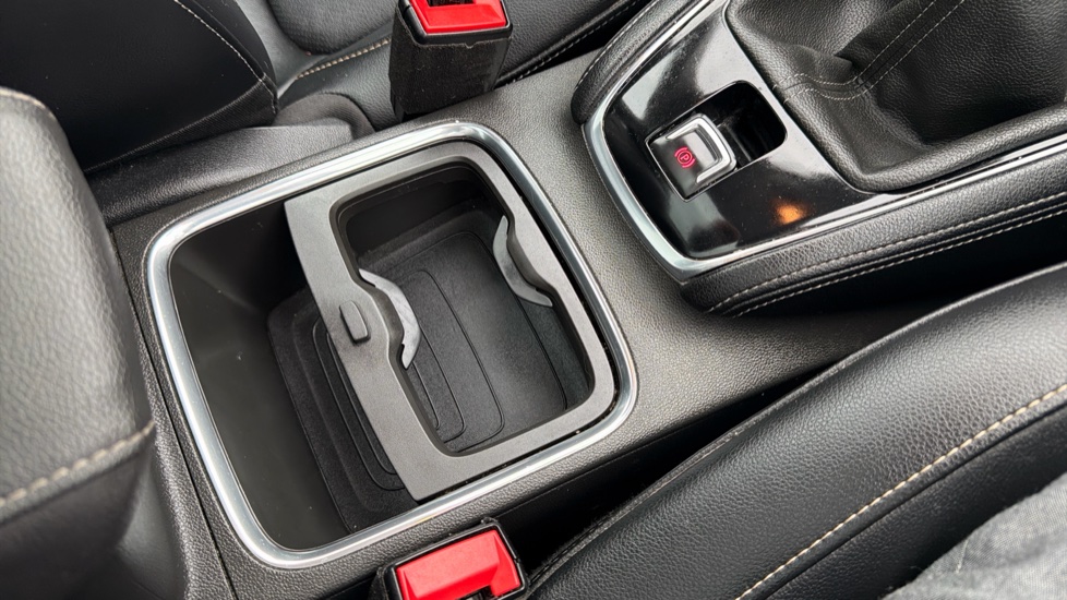 Vauxhall Grandland X 1.2 Turbo Elite Nav 5dr Petrol Hatchback - Image 30