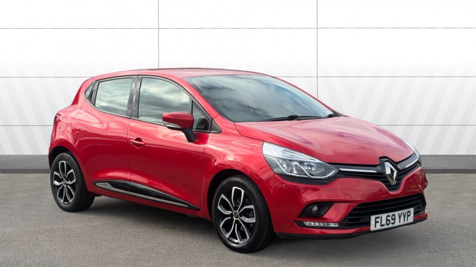 Renault Clio 0.9 TCE 90 Play 5dr Petrol Hatchback - Image 1