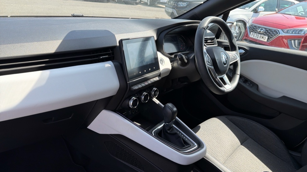 Renault Clio 1.6 E-TECH full hybrid 145 Techno 5dr Auto Hybrid Hatchback - Image 9