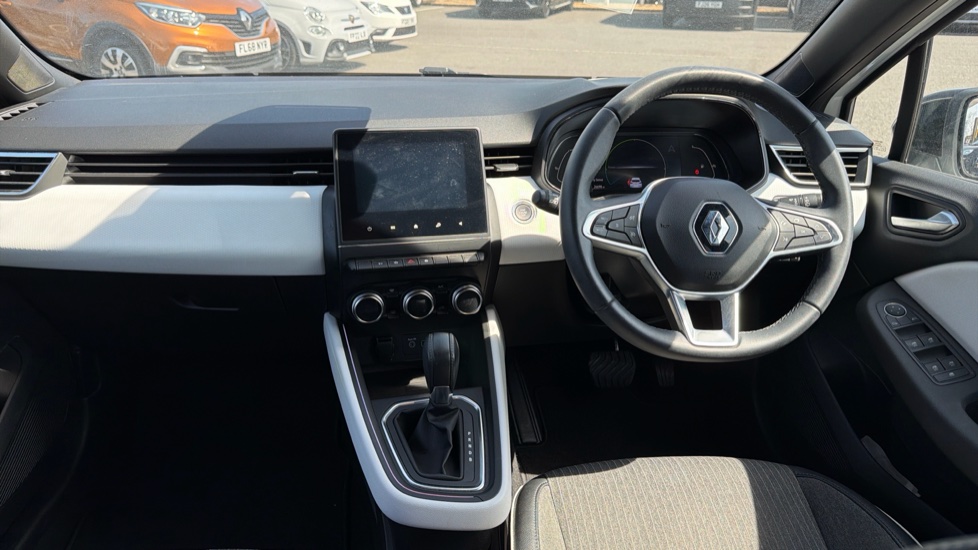 Renault Clio 1.6 E-TECH full hybrid 145 Techno 5dr Auto Hybrid Hatchback - Image 10