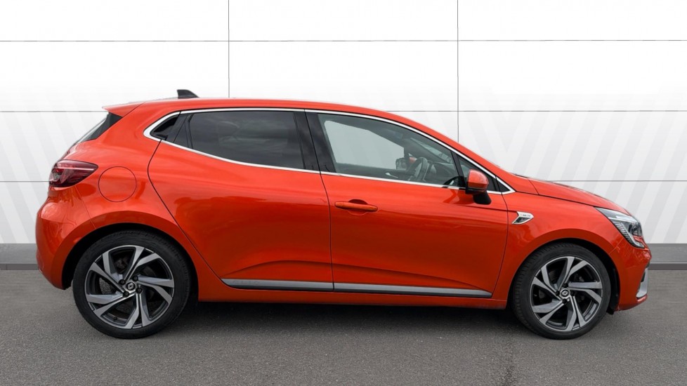 Renault Clio 1.6 E-TECH Hybrid 140 RS Line 5dr Auto Hybrid Hatchback - Image 5