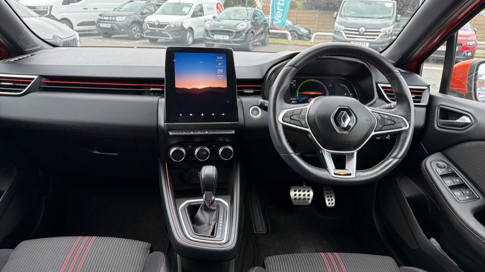 Renault Clio 1.6 E-TECH Hybrid 140 RS Line 5dr Auto Hybrid Hatchback - Image 10