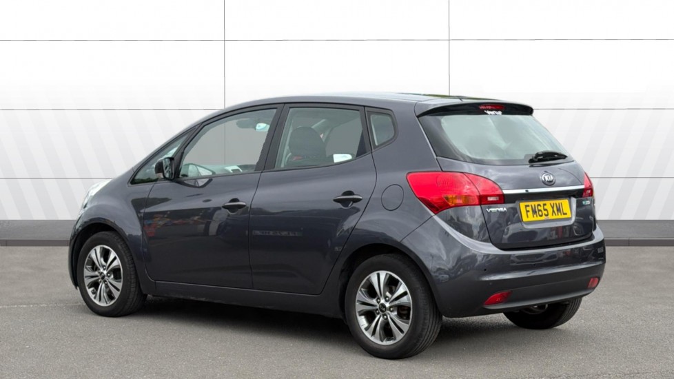 Kia Venga 1.4 ISG 2 5dr Petrol Hatchback - Image 2