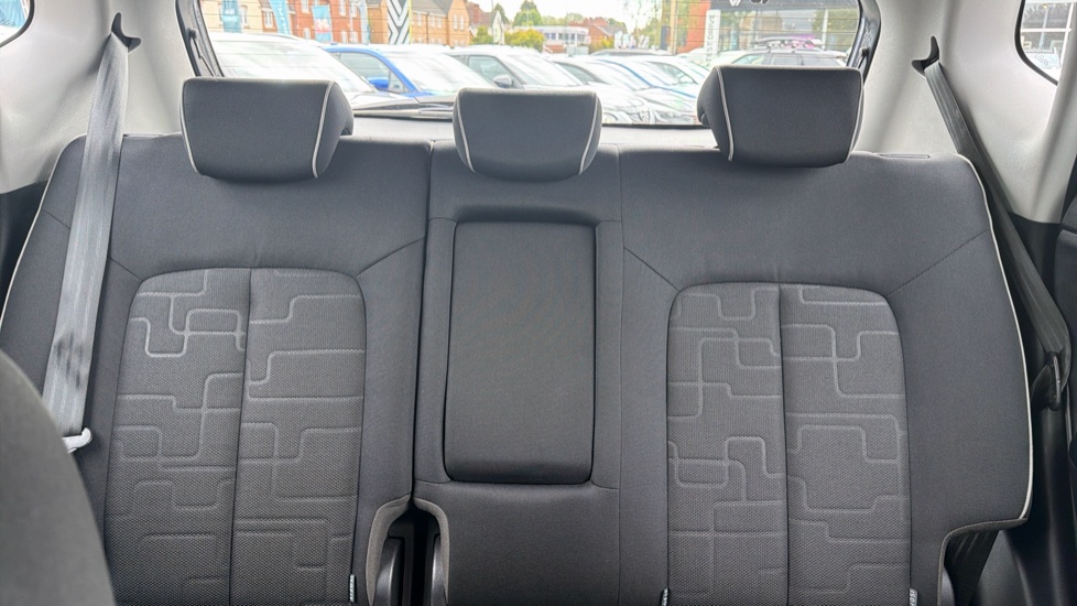 Kia Venga 1.4 ISG 2 5dr Petrol Hatchback - Image 15