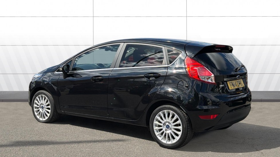 Ford Fiesta 1.0 EcoBoost Titanium 5dr Petrol Hatchback - Image 2