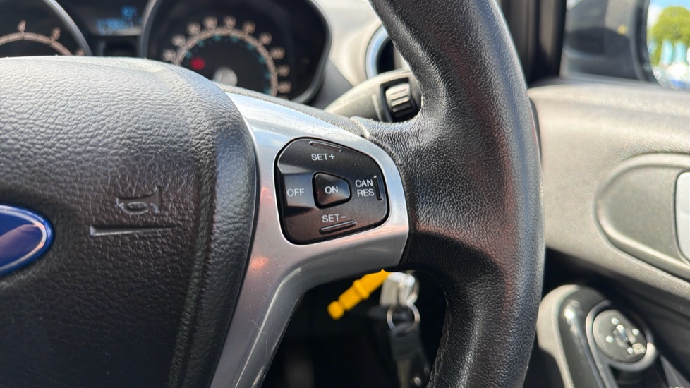 Ford Fiesta 1.0 EcoBoost Titanium 5dr Petrol Hatchback - Image 23