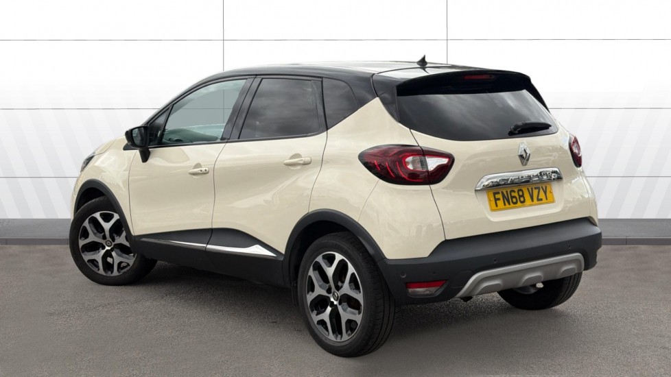 Renault Captur 0.9 TCE 90 GT Line 5dr Petrol Hatchback - Image 2