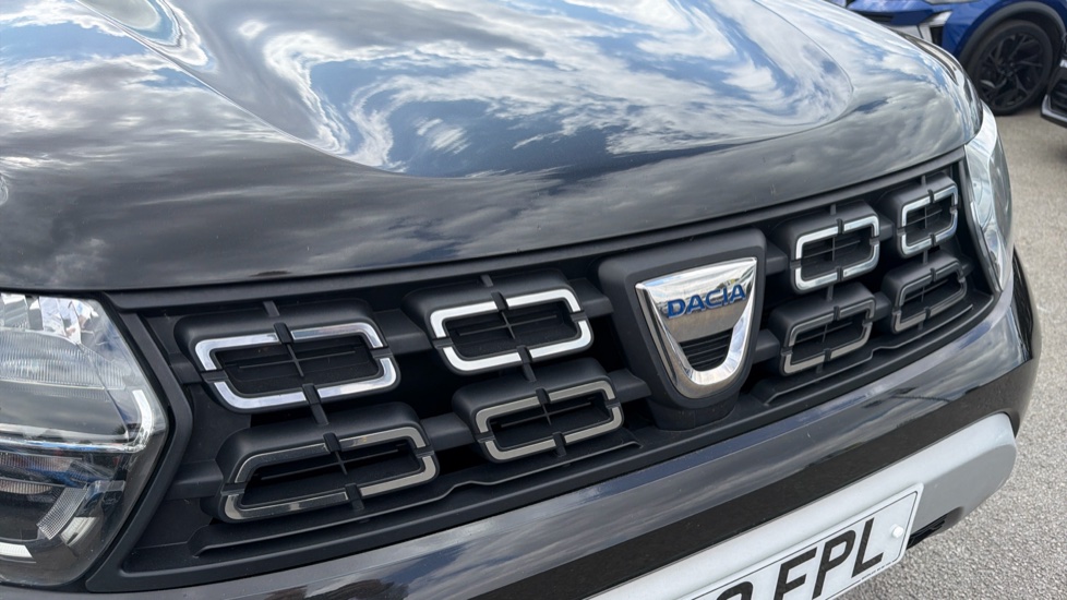 Dacia Duster 1.3 TCe 130 Comfort 5dr Petrol Estate - Image 8