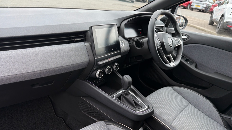 Renault Clio 1.6 E-TECH full hybrid 145 Techno 5dr Auto Hybrid Hatchback - Image 9