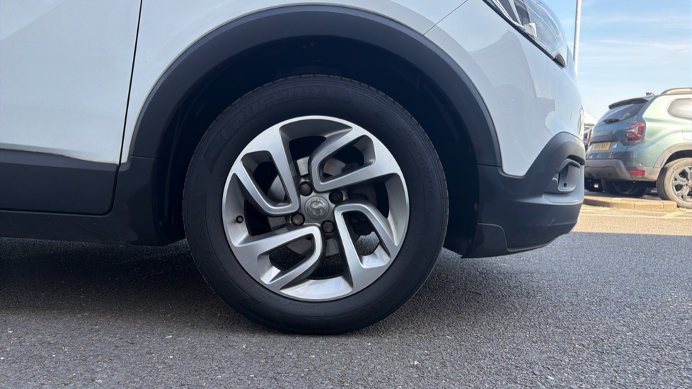 Vauxhall Crossland X 1.2 Tech Line Nav 5dr Petrol Hatchback - Image 7