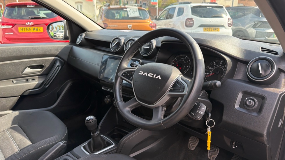 Dacia Duster 1.0 TCe 90 Expression 5dr Petrol Estate - Image 11