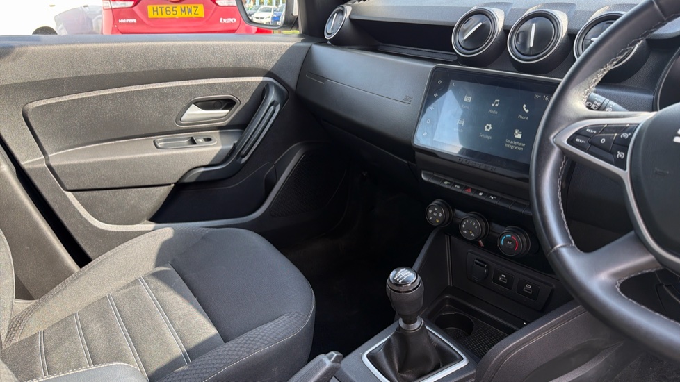 Dacia Duster 1.0 TCe 90 Expression 5dr Petrol Estate - Image 14