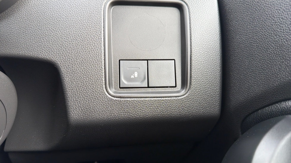 Dacia Duster 1.3 TCe 130 Journey 5dr Petrol Estate - Image 22