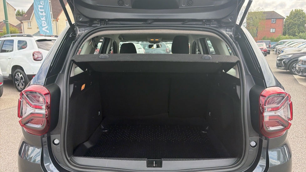 Dacia Duster 1.0 TCe 90 Expression 5dr Petrol Estate - Image 4