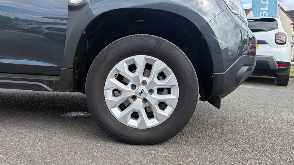 Dacia Duster 1.0 TCe 90 Expression 5dr Petrol Estate - Image 7