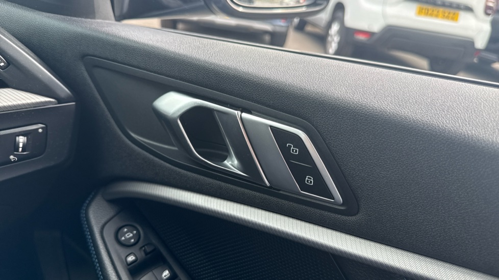 BMW 1 Series 118i M Sport 5dr Petrol Hatchback - Image 25
