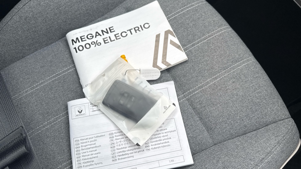 Renault Megane E-Tech EV60 160kW Equilibre 60kWh Optimum Charge 5dr Auto Electric Hatchback - Image 20