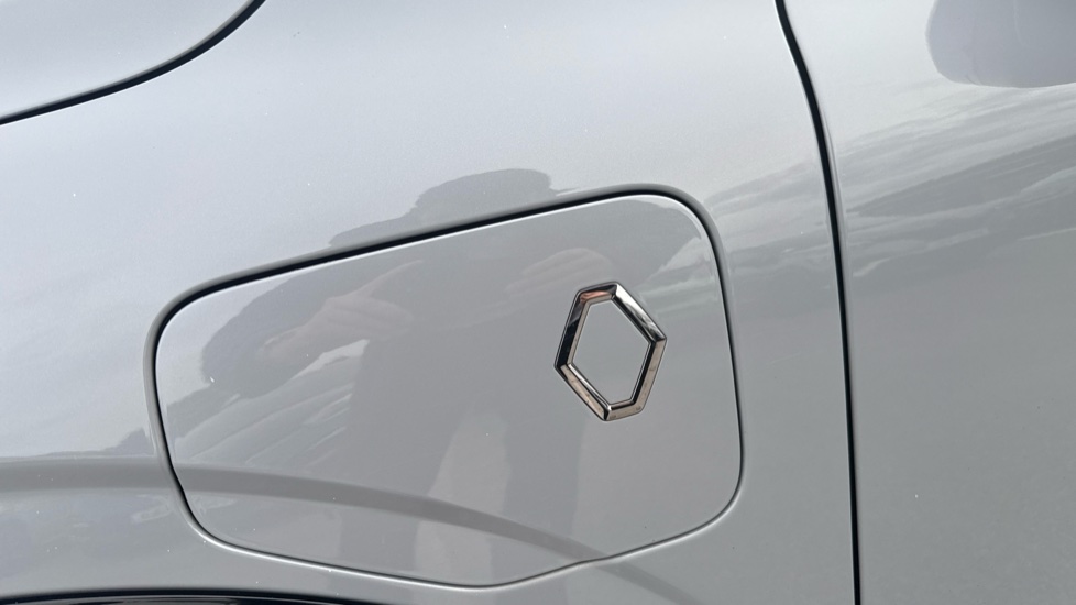 Renault Megane E-Tech EV60 160kW Equilibre 60kWh Optimum Charge 5dr Auto Electric Hatchback - Image 38