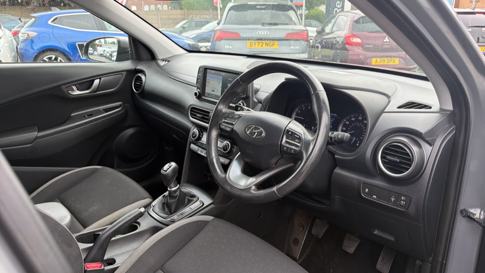 Hyundai KONA 1.0T GDi Blue Drive Premium 5dr Petrol Hatchback - Image 11