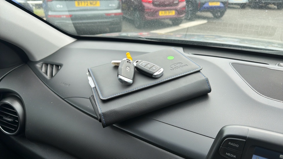Hyundai KONA 1.0T GDi Blue Drive Premium 5dr Petrol Hatchback - Image 19