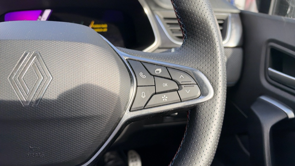 Renault Symbioz 1.6 E-Tech FHEV 145 Techno Esprit Alpine 5dr Auto Hybrid Estate - Image 24