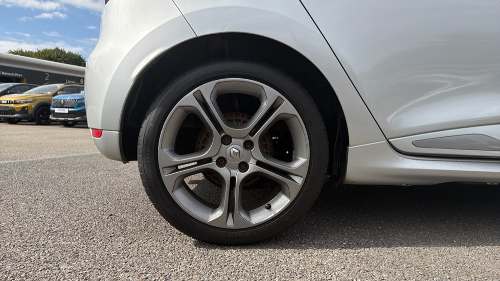 Renault Clio 0.9 TCE 90 GT Line 5dr Petrol Hatchback - Image 7