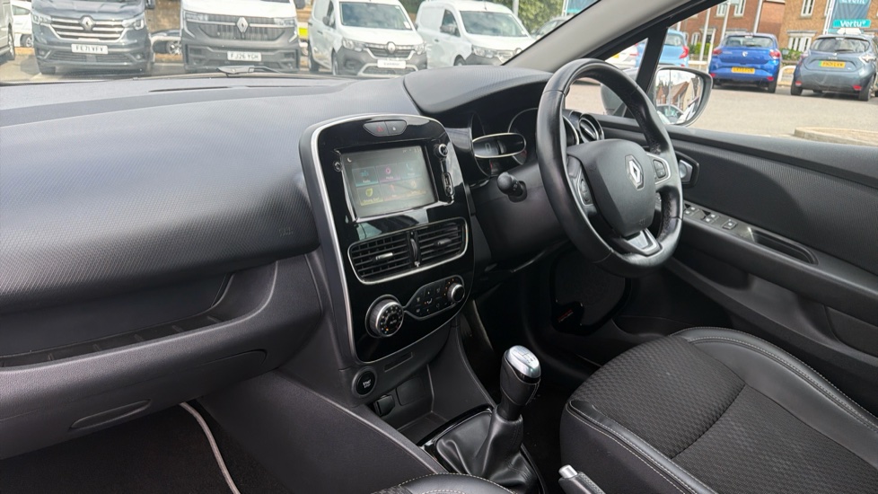 Renault Clio 0.9 TCE 90 GT Line 5dr Petrol Hatchback - Image 9