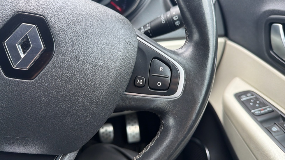 Renault Captur 0.9 TCE 90 GT Line 5dr Petrol Hatchback - Image 24