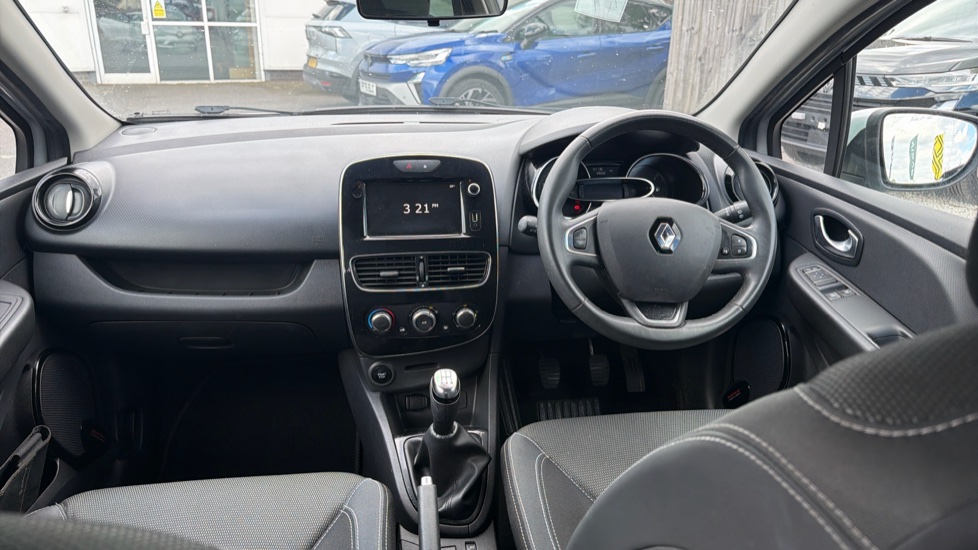 Renault Clio 0.9 TCE 90 Iconic 5dr Petrol Hatchback - Image 10