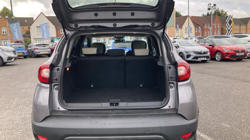 Renault Captur 1.5 dCi 90 Iconic 5dr Diesel Hatchback - Image 4