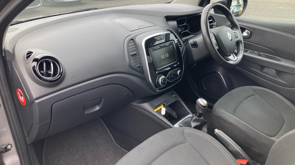 Renault Captur 1.5 dCi 90 Iconic 5dr Diesel Hatchback - Image 9