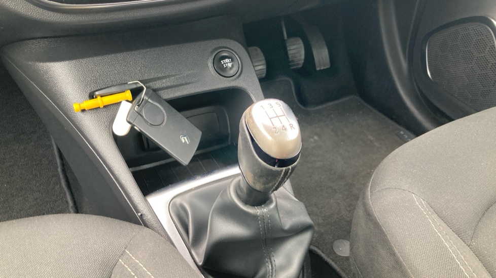Renault Captur 1.5 dCi 90 Iconic 5dr Diesel Hatchback - Image 13