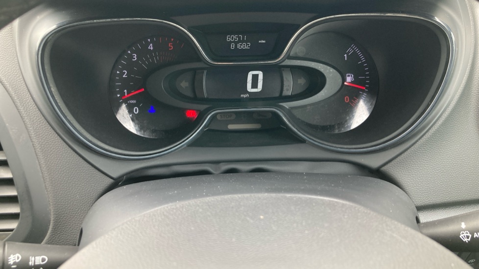Renault Captur 1.5 dCi 90 Iconic 5dr Diesel Hatchback - Image 18