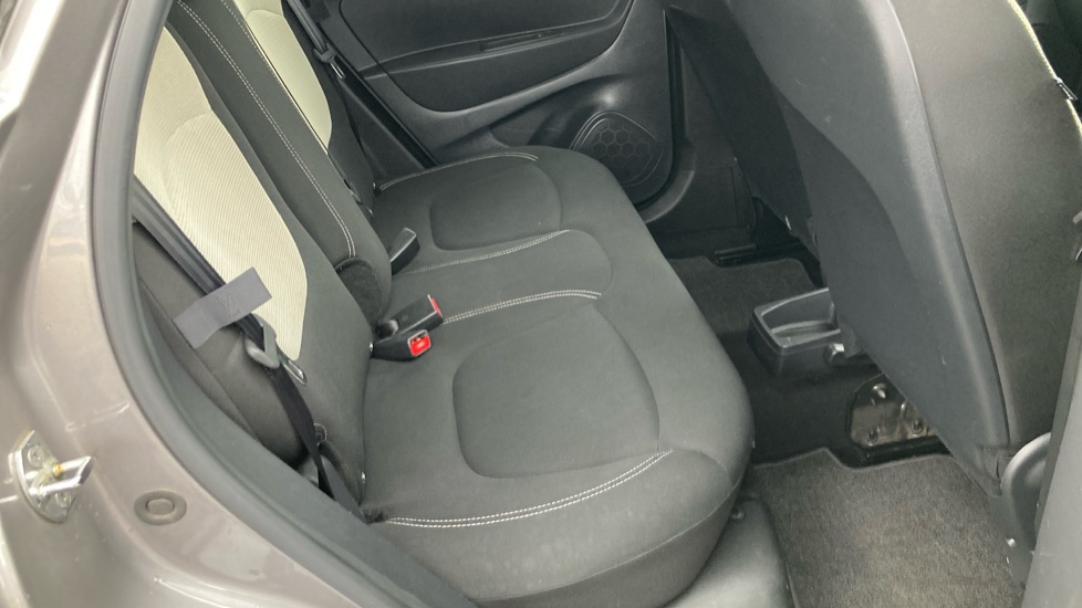 Renault Captur 1.5 dCi 90 Iconic 5dr Diesel Hatchback - Image 31
