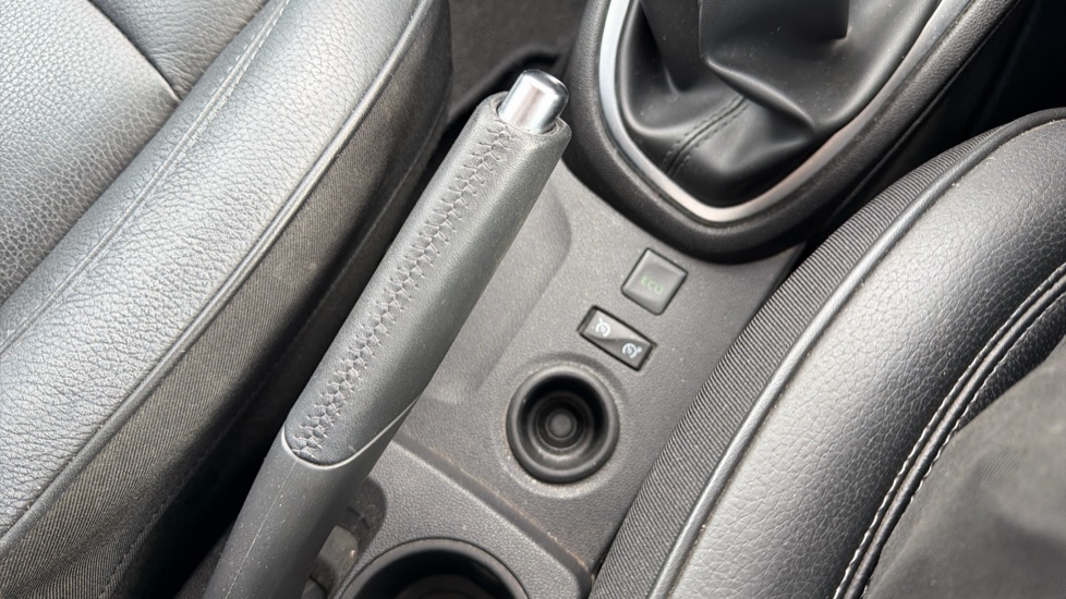Renault Captur 1.5 dCi 90 GT Line 5dr Diesel Hatchback - Image 27