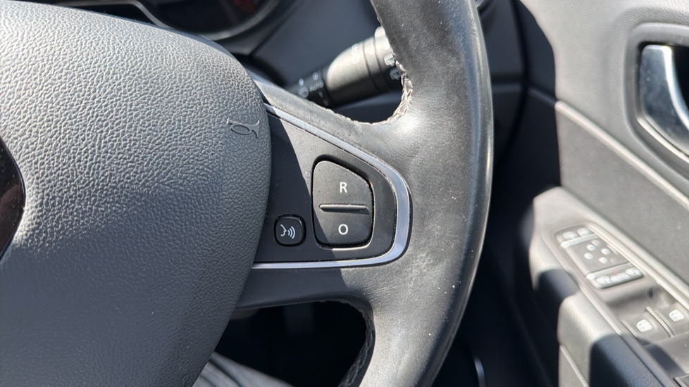 Renault Captur 1.5 dCi 90 GT Line 5dr Diesel Hatchback - Image 23