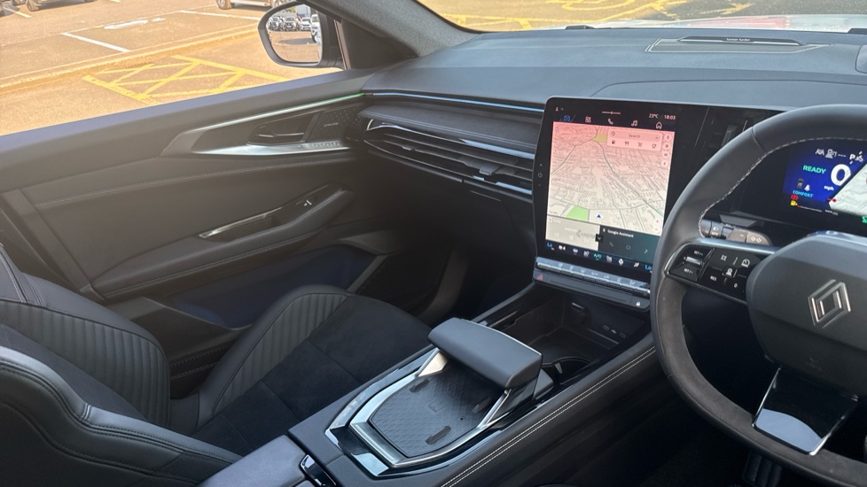 Renault Rafale E-Tech FHEV Iconic Esprit Alpine 5dr Auto 4C Hybrid Estate - Image 14