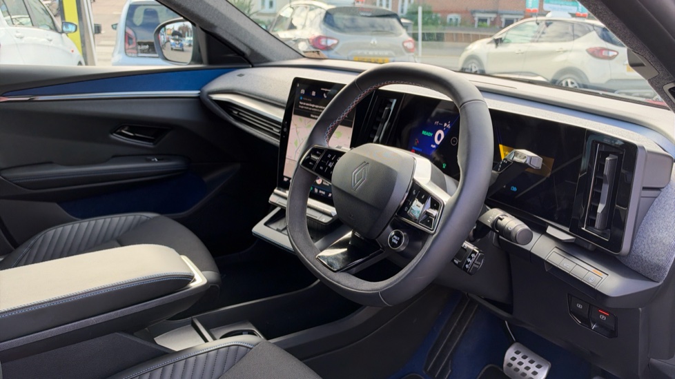 Renault Scenic E-Tech 160kW Techno Esprit Alpine 87kWh Long Range 5dr AT Electric Estate - Image 11