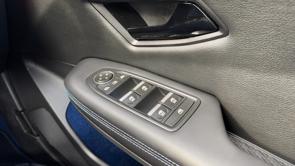 Renault Scenic E-Tech 160kW Techno Esprit Alpine 87kWh Long Range 5dr AT Electric Estate - Image 21