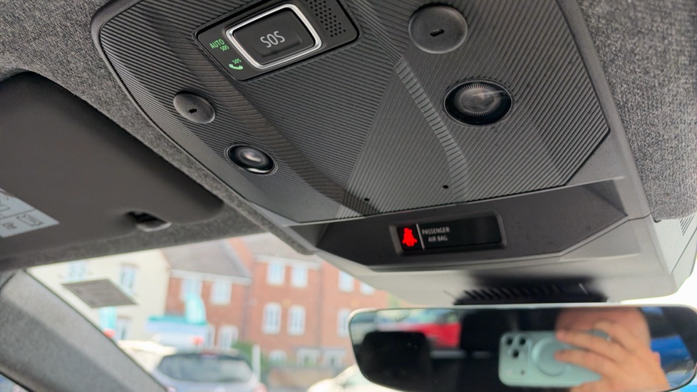 Renault Scenic E-Tech 160kW Techno Esprit Alpine 87kWh Long Range 5dr AT Electric Estate - Image 30