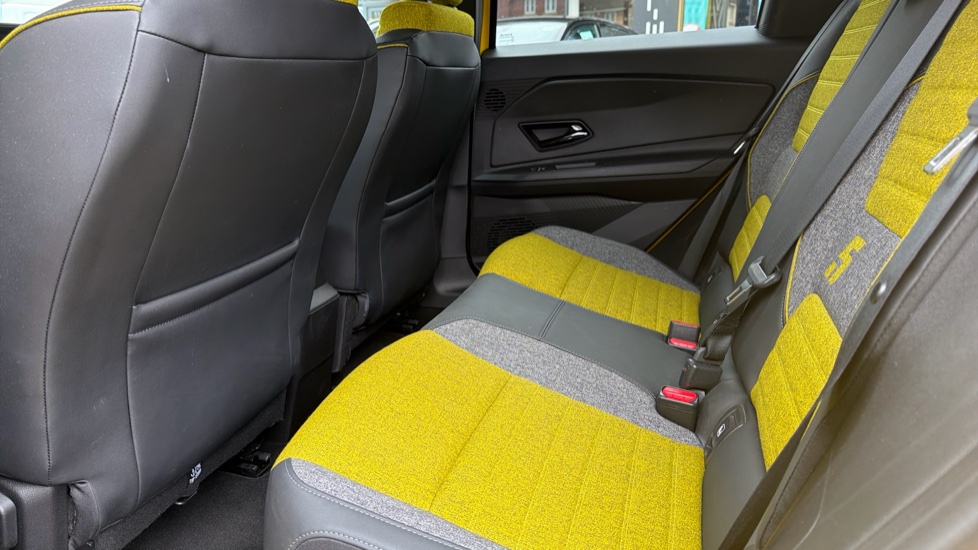 Renault 5 110kW Iconic Five Comfort Range 52kWh 5dr Auto Electric Hatchback - Image 16