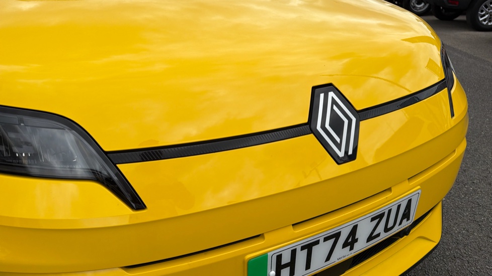 Renault 5 110kW Iconic Five Comfort Range 52kWh 5dr Auto Electric Hatchback - Image 8