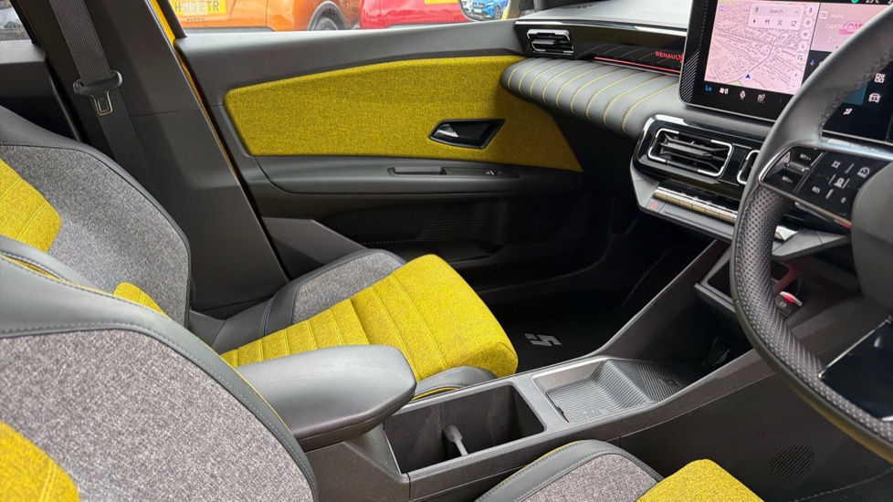 Renault 5 110kW Iconic Five Comfort Range 52kWh 5dr Auto Electric Hatchback - Image 14