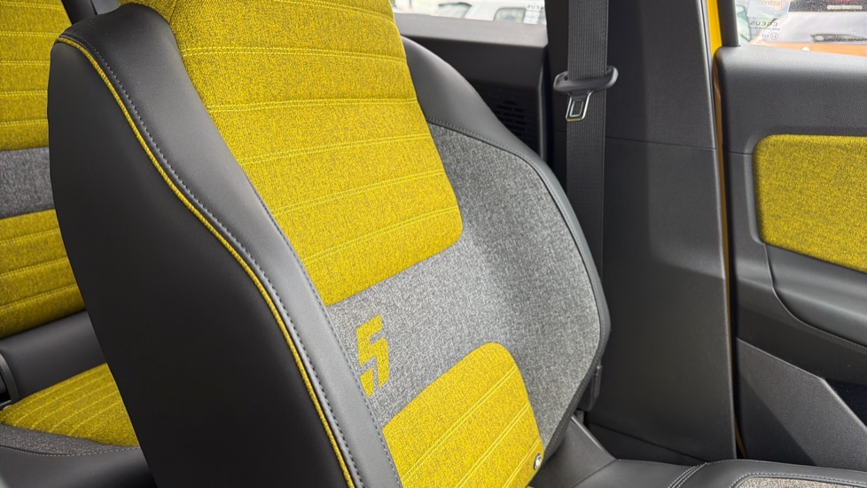 Renault 5 110kW Iconic Five Comfort Range 52kWh 5dr Auto Electric Hatchback - Image 30